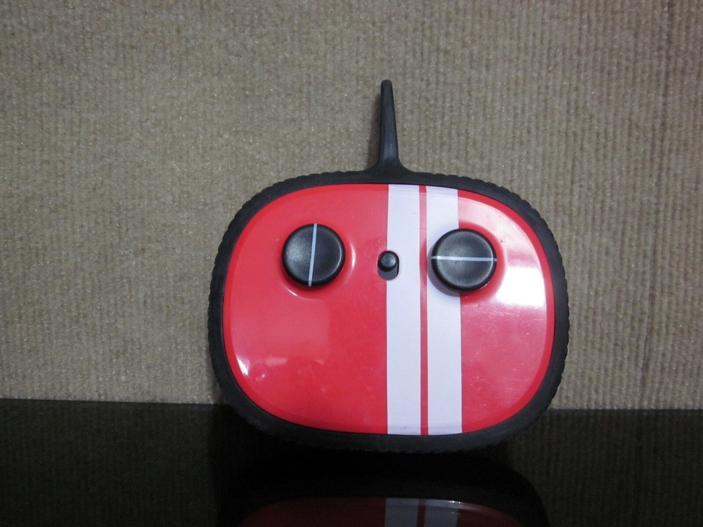 Sharper Image Road Rage - Speed Bumpers Red Remote Control Only Tested