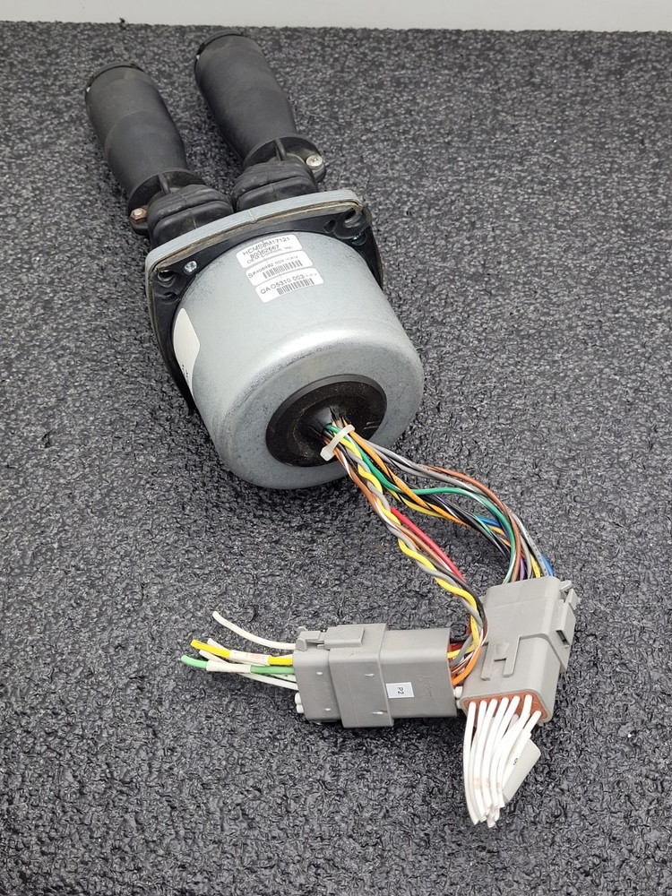 OEM Dual Stick MS8 Single Axis Hall Effect Joystick Controller HCMS8M17121