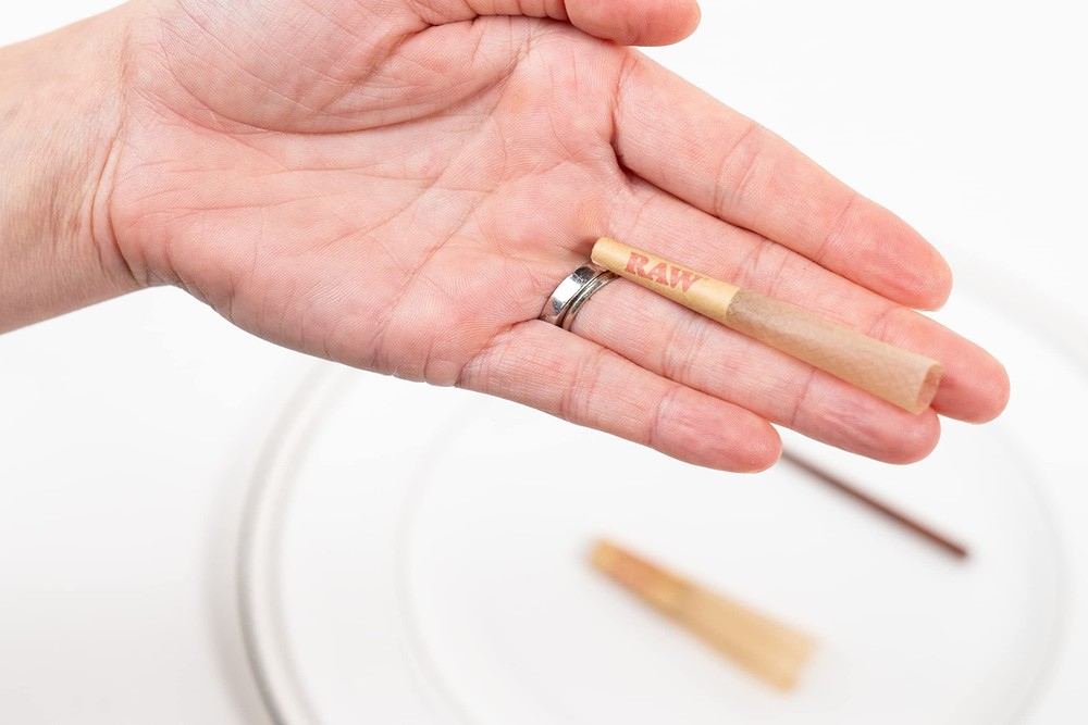 RAW Cones Single Size 70/30 Dogwalker: 100 Pack