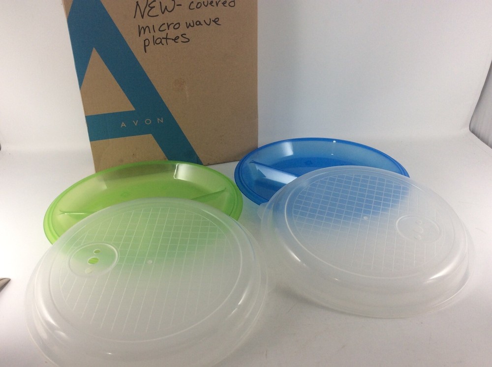NOS 1980's 2 Covered Microwave Plates   New In Box