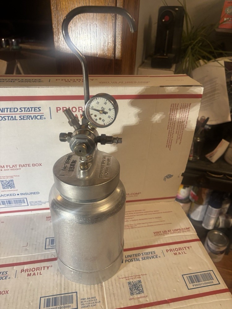 Binks Aluminum Pressure Cup - 80-295