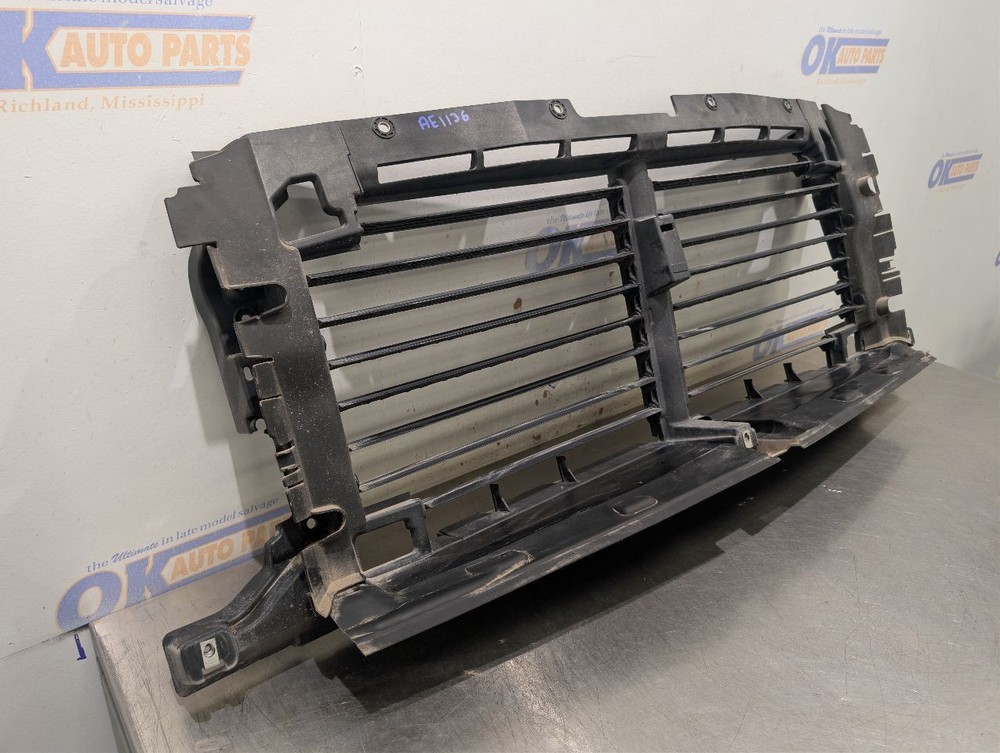24 CHEVY SILVERADO 1500 5.3L SINGLE AIR SHUTTER