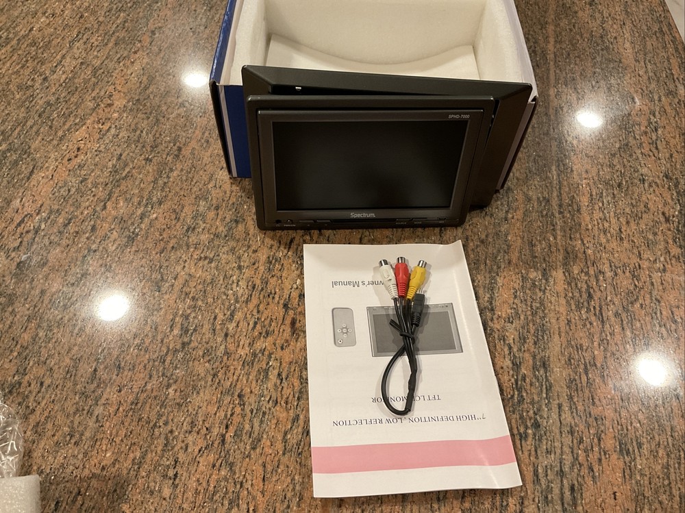 spectrum mobile TFT LCD MONITOR