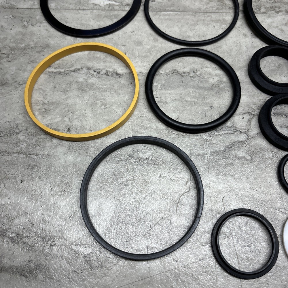 01114 Hydraulic Seal Kit, New