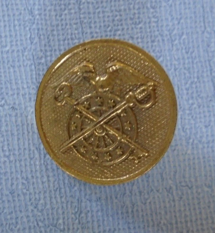 US Army Quartermasters Corps swivel back collar insignia