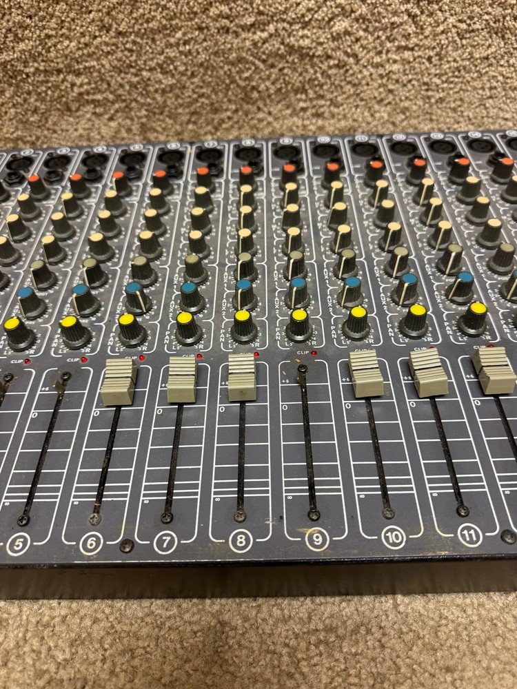 Studiomaster Diamond 16-2 Club Mixer