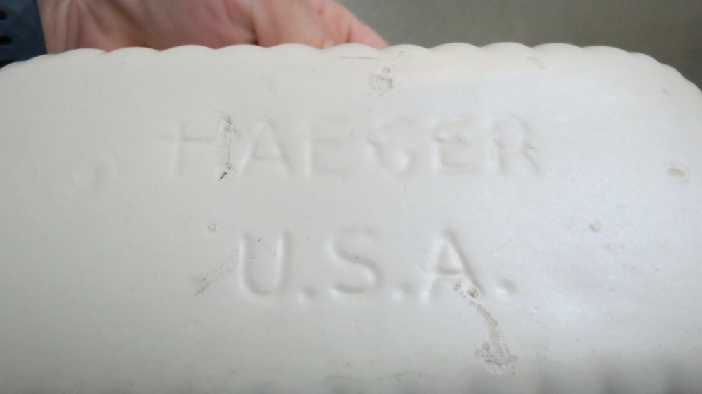 Haeger White Vintage rectangle planter ribs