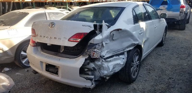 05 06 07 TOYOTA AVALON NAVIGATION CONTROLLER 86820-41040