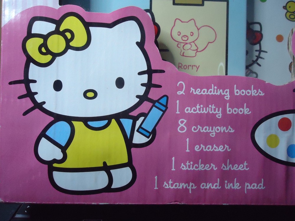 Hello Kitty Deluxe Book Gift Set Reading and Activities