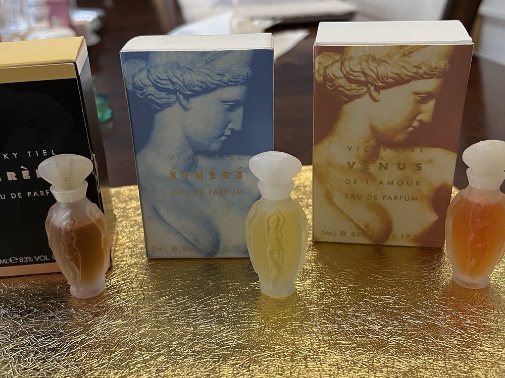 Vicky Tiel Mini Perfumes