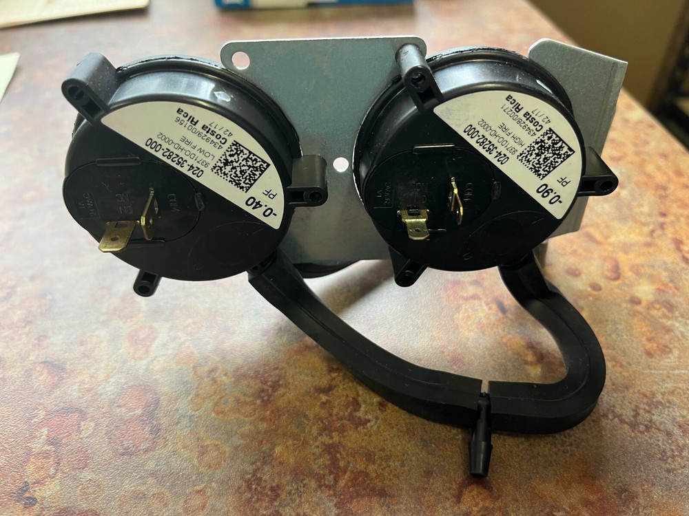 Source 1 York Luxaire Coleman S1-02435282000 Pressure Switch