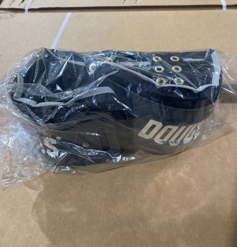 Douglas rib protector