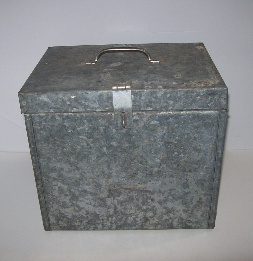Vintage Handmade GALVANIZED Metal Tool Box Toolbox Box, x
