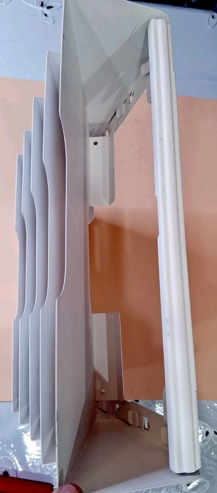 🤩 IKEA KVISSLE White Wall Magazine Rack Look