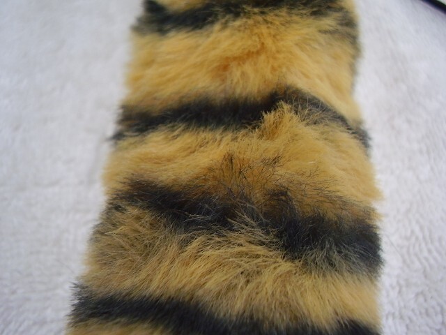 TIGER TAIL BEAUTIFUL PLUSH TAIL LIKE ESSO