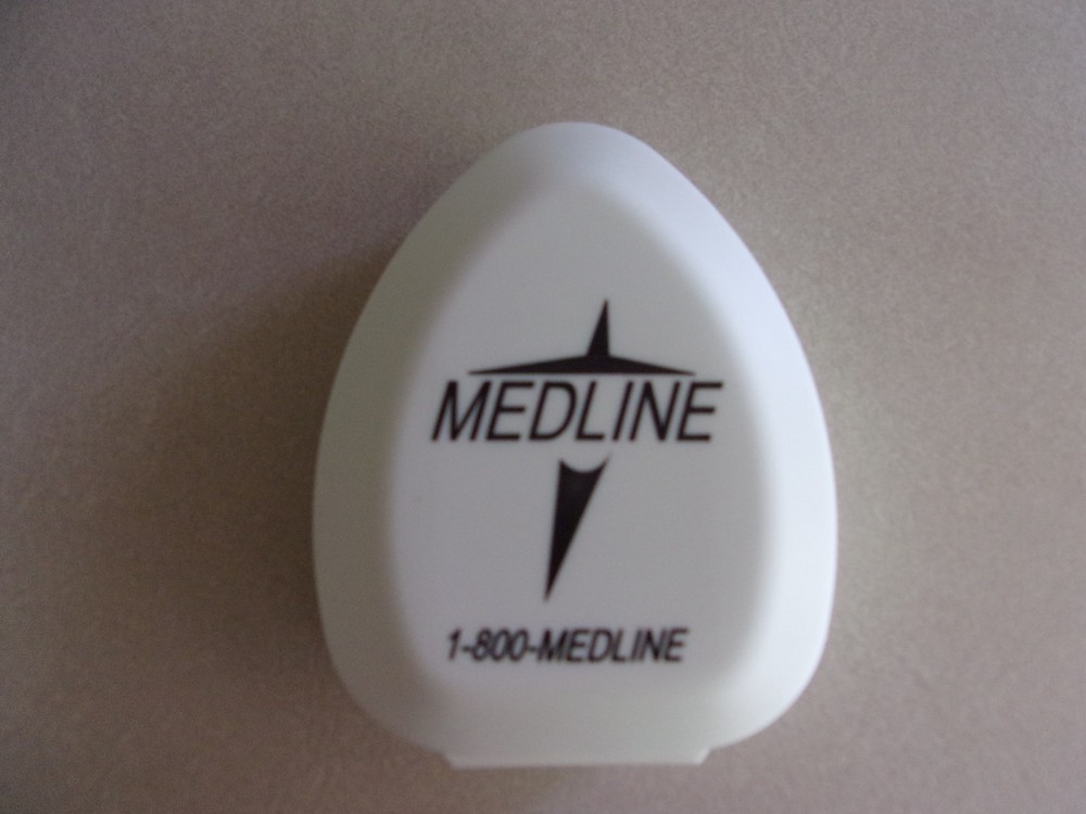 CPR Face Protect Mask With One-way Valve For CPR First Aid Training Teaching