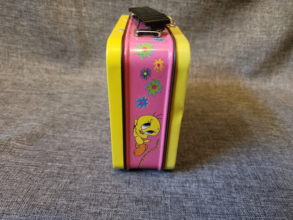 Warner Bros. Tweety Bird "Surprise" Mini Tin Lunch Box
