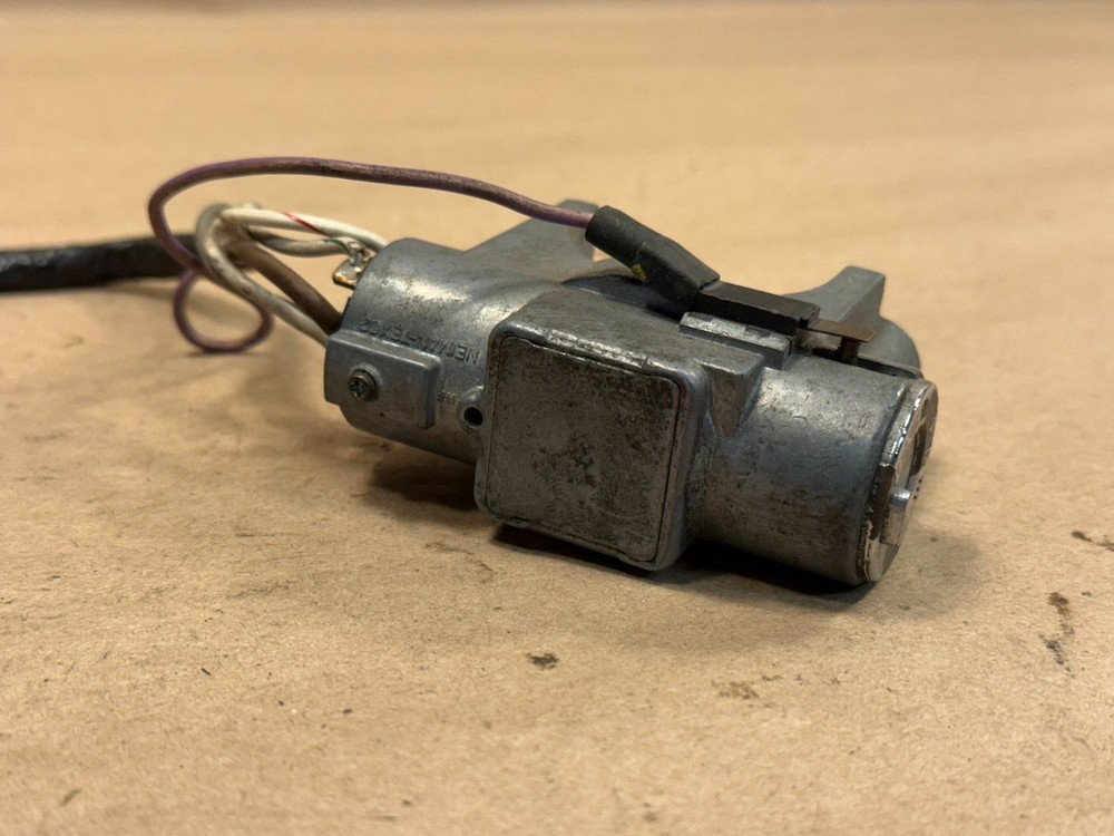 Original MG Midget MGB MGBGT Cylinder Lock Ignition Switch