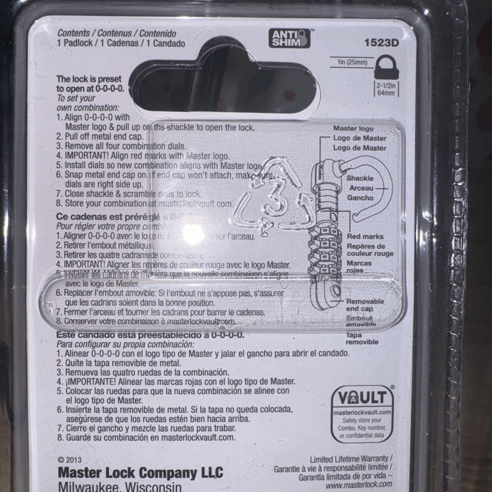 Master Lock 4 Digit Combination Padlock NIP. New. Great Lock