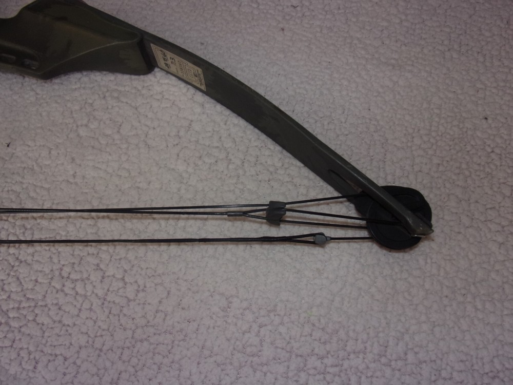 PSE Game Sport Pulsar Express Compound Bow