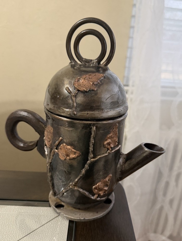 Decorative Metal Pot Cast Iron embossed design