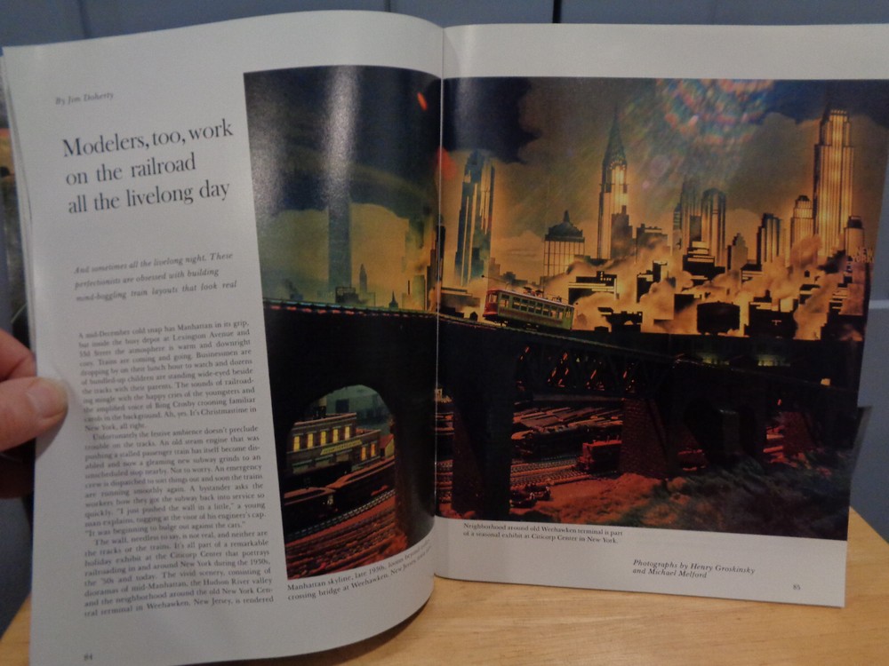 SMITHSONIAN MAGAZINE DECEMBER 1988 WITH SPECIAL SECTION ON MODEL RAILROADING