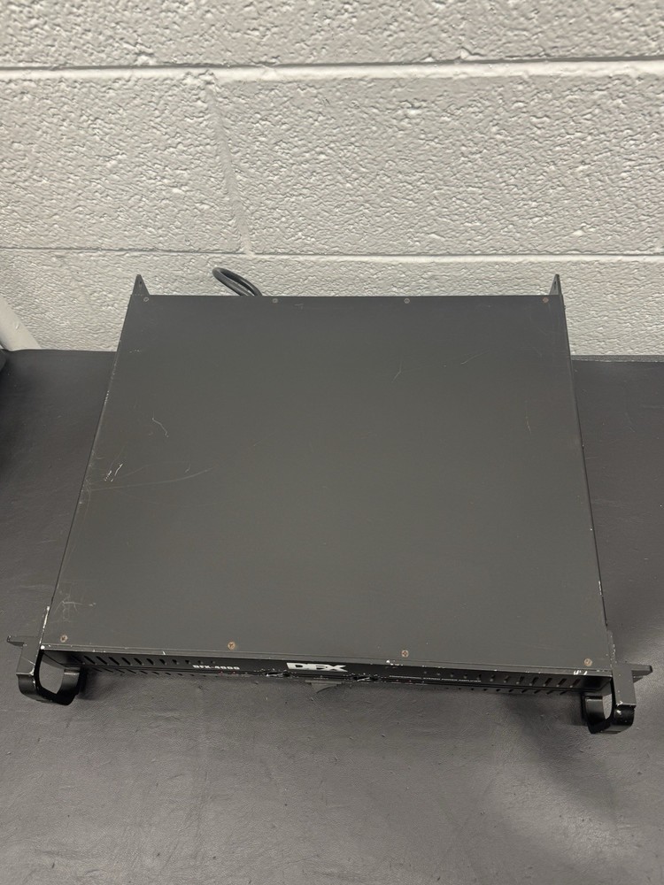 DFX 4000 Professional Stereo Power Amplifier