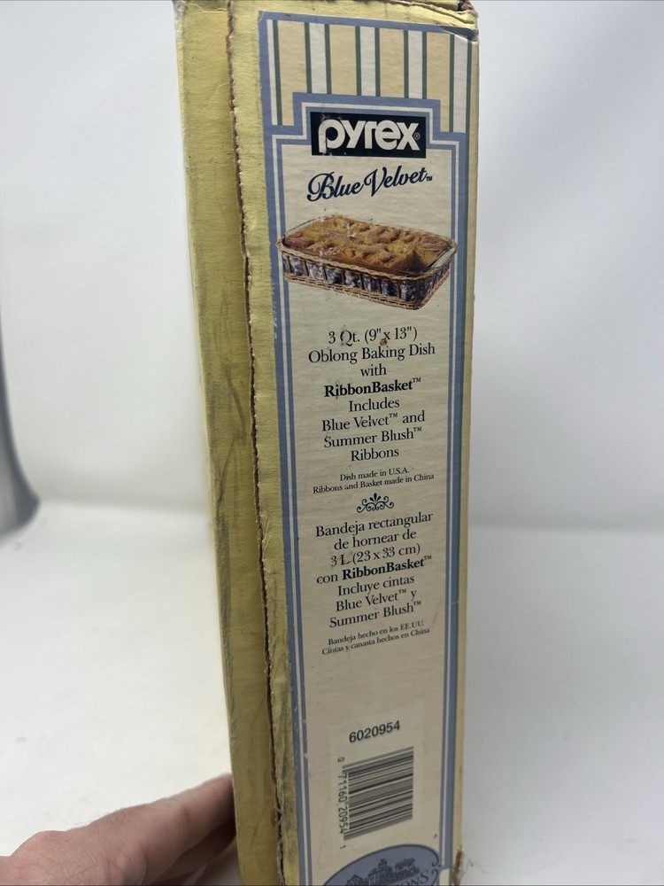 Vintage Pyrex Corning Collection 3 Qt Casserole Rectangular Wicker Weave Basket