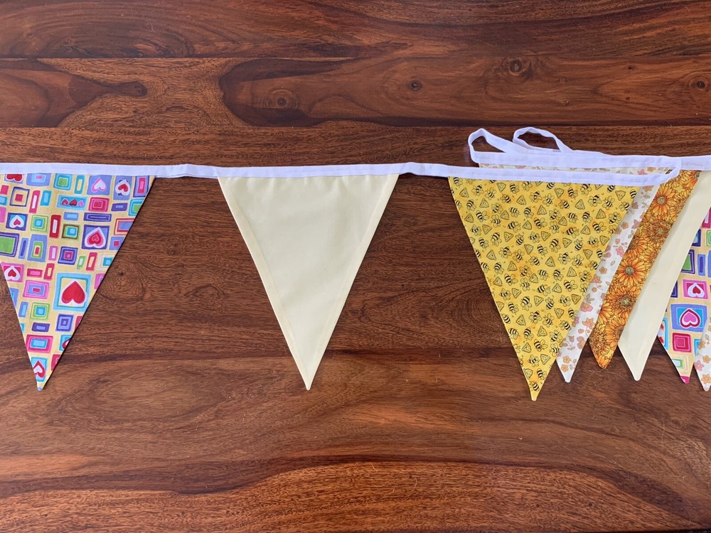 Quality Handmade Bunting, Patterned Yellows, 5m, 18 Bunts/flags