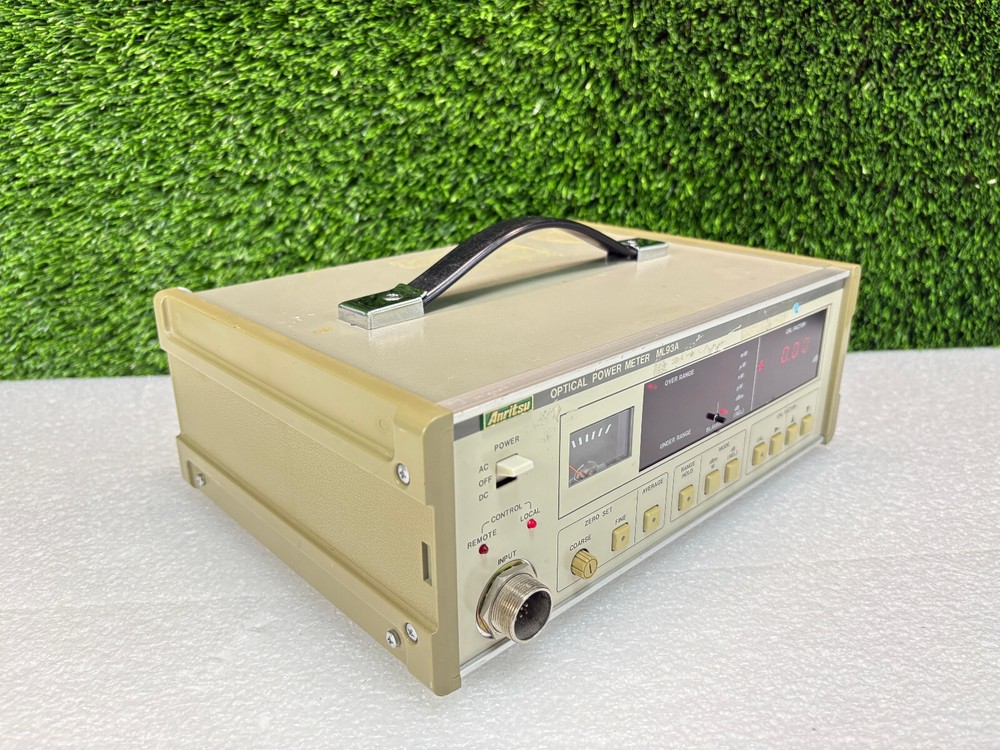 Pre Owned | Anritsu ML93A Optical Power Meter - Beige | Great Condition