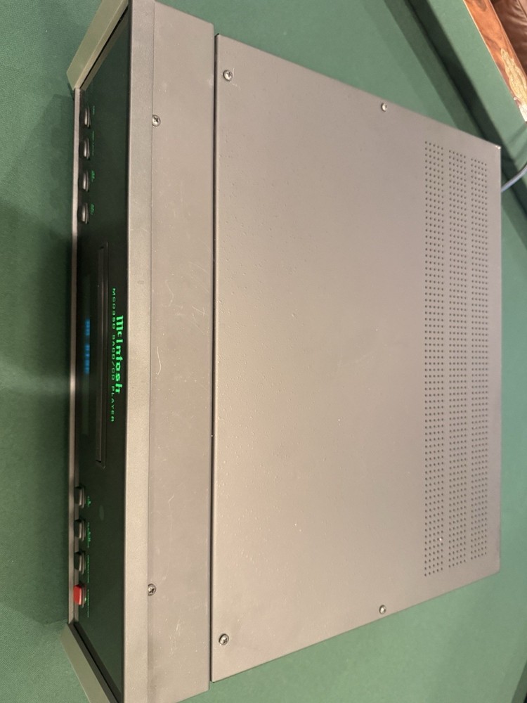 McIntosh MCD350 CD / SACD Player - Excellent