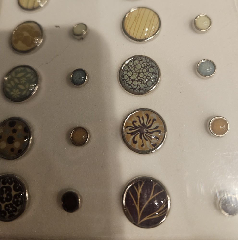 BasicGrey Year (2008) glazed brads, 24 pieces 843940016621