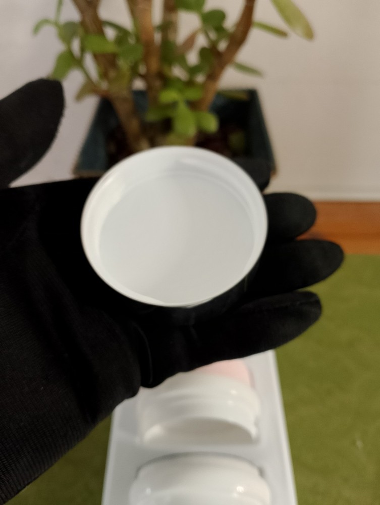 La Prairie Cellular Microdermabrasion Sponges