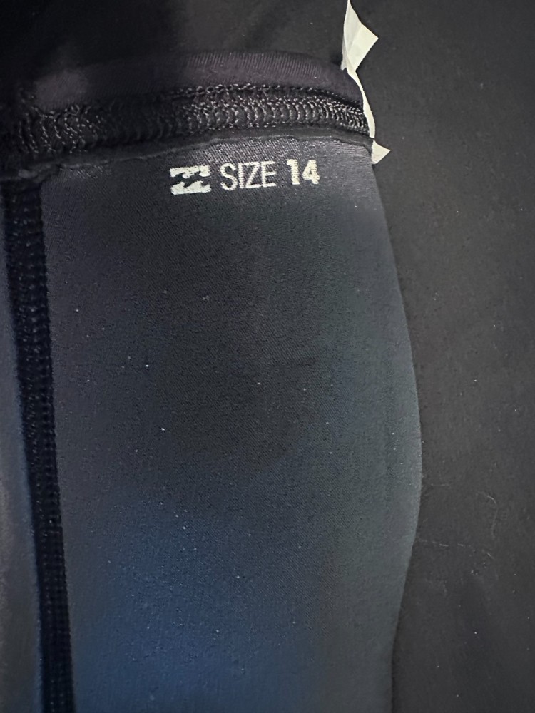 Billabong Boys Wetsuit 2 mm Size 14