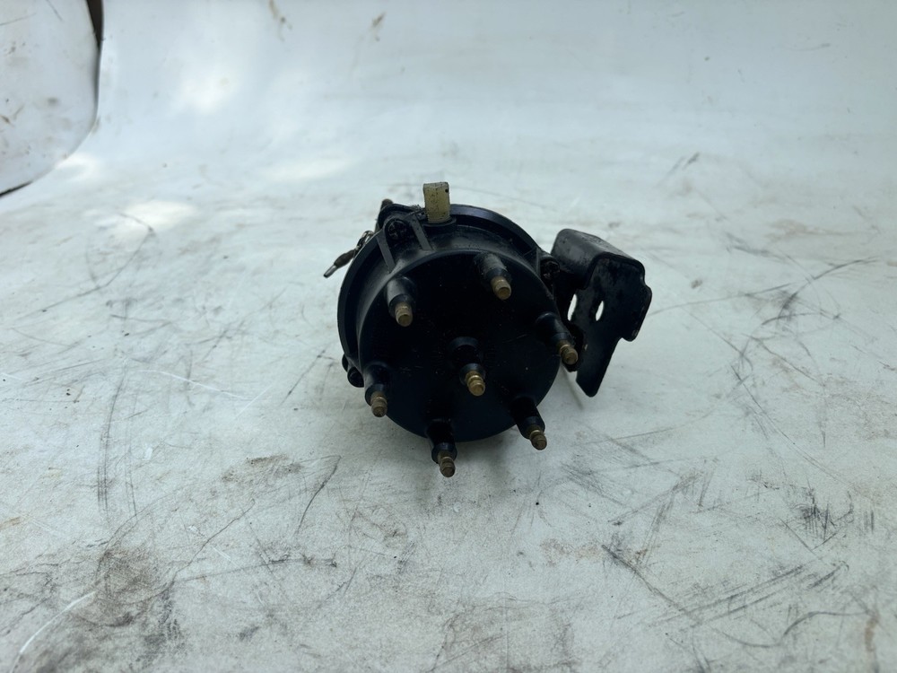 Mercruiser V6 4.3 Distributor Cap And Assembly