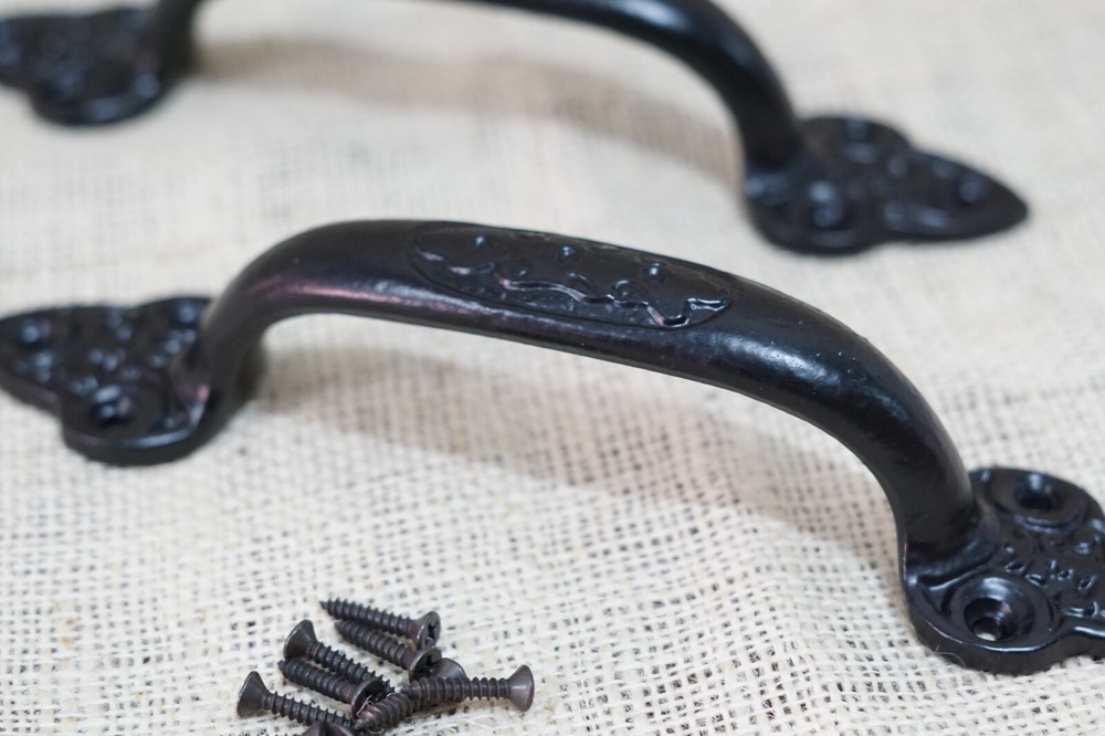 2 Large Cast Iron Antique Style Door Handles Gate Pull Shed Drawer Pulls Black