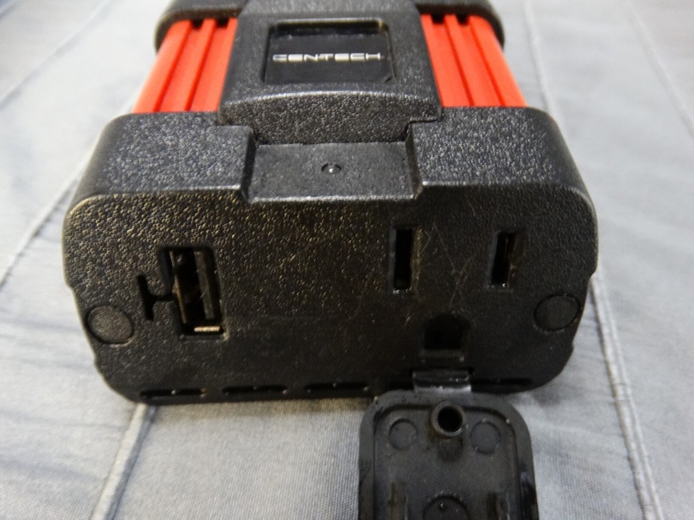 Cen-Tech Power Inverter 80 watts USB port