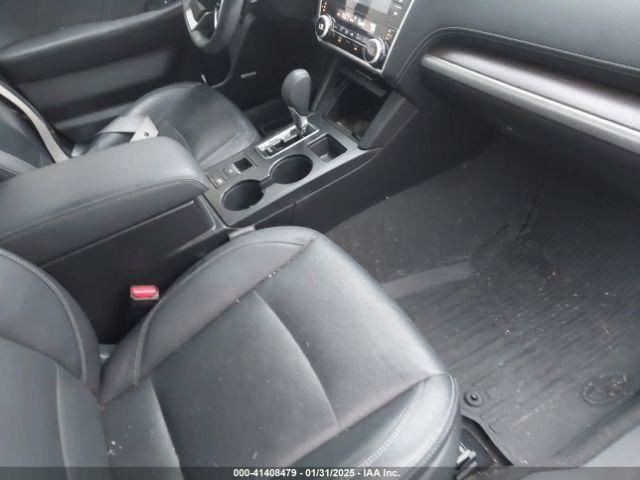 LEGACY 2018 Glove Box 4979045