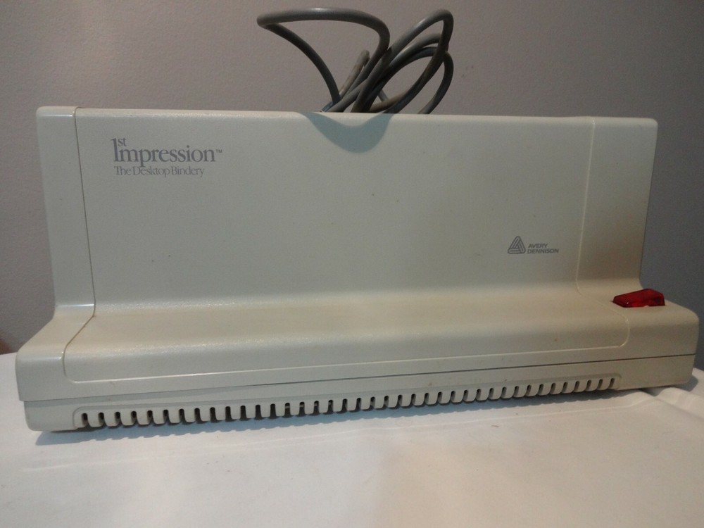Avery Dennison 1st Impression The Desktop Bindery. 240 Thermal Book Binder