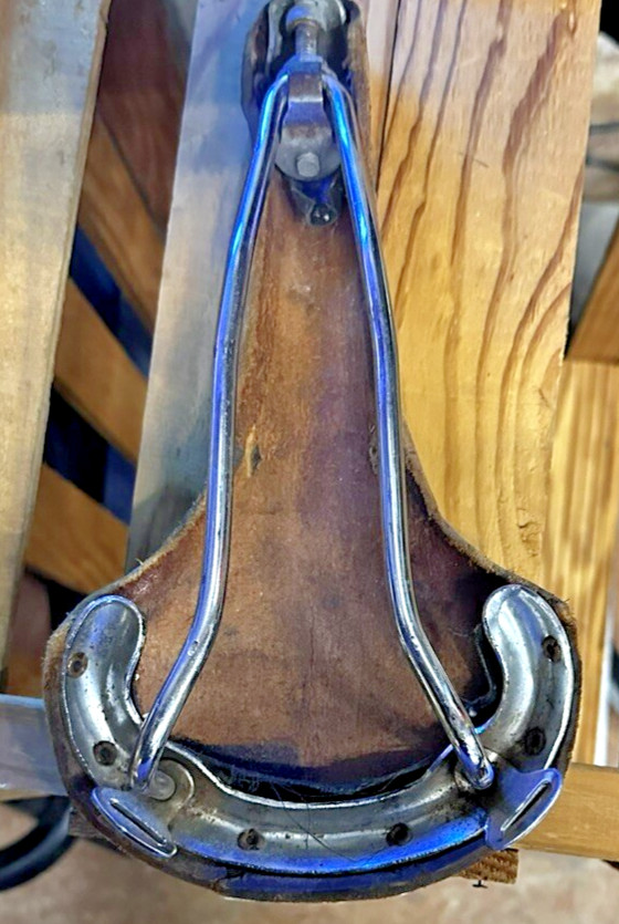 Middlemore Leather Saddle for display