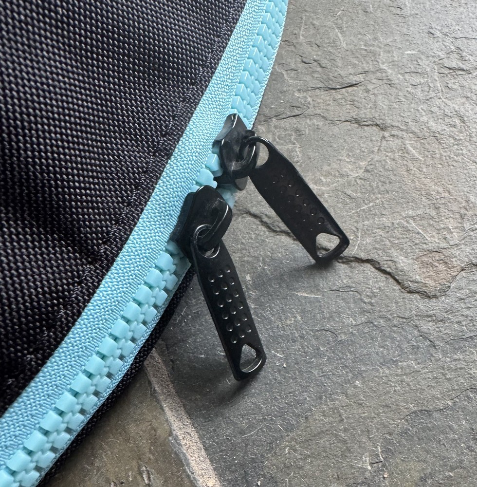 Broncolor 20" Beauty Dish Reflector Silver/ Case/Grid / Diffusion sock