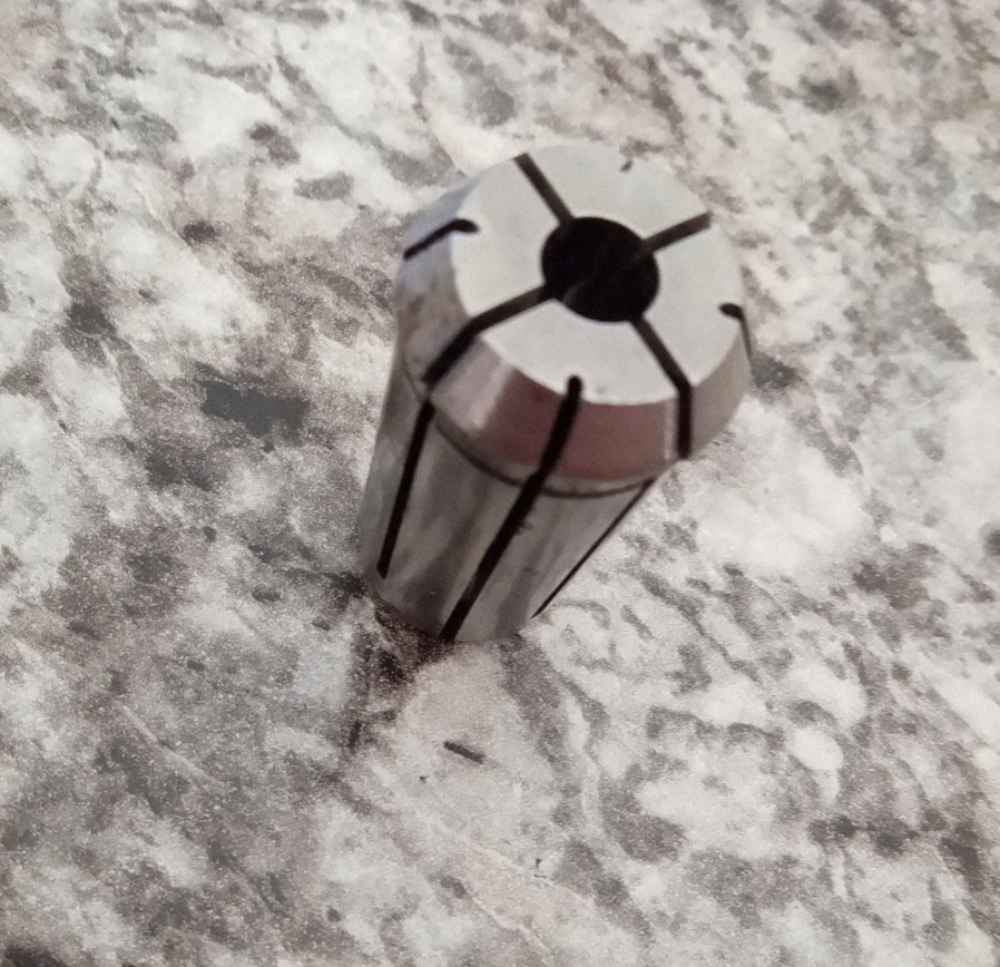 DeWALT DW6902 1/4" Collet – New (Open Package)