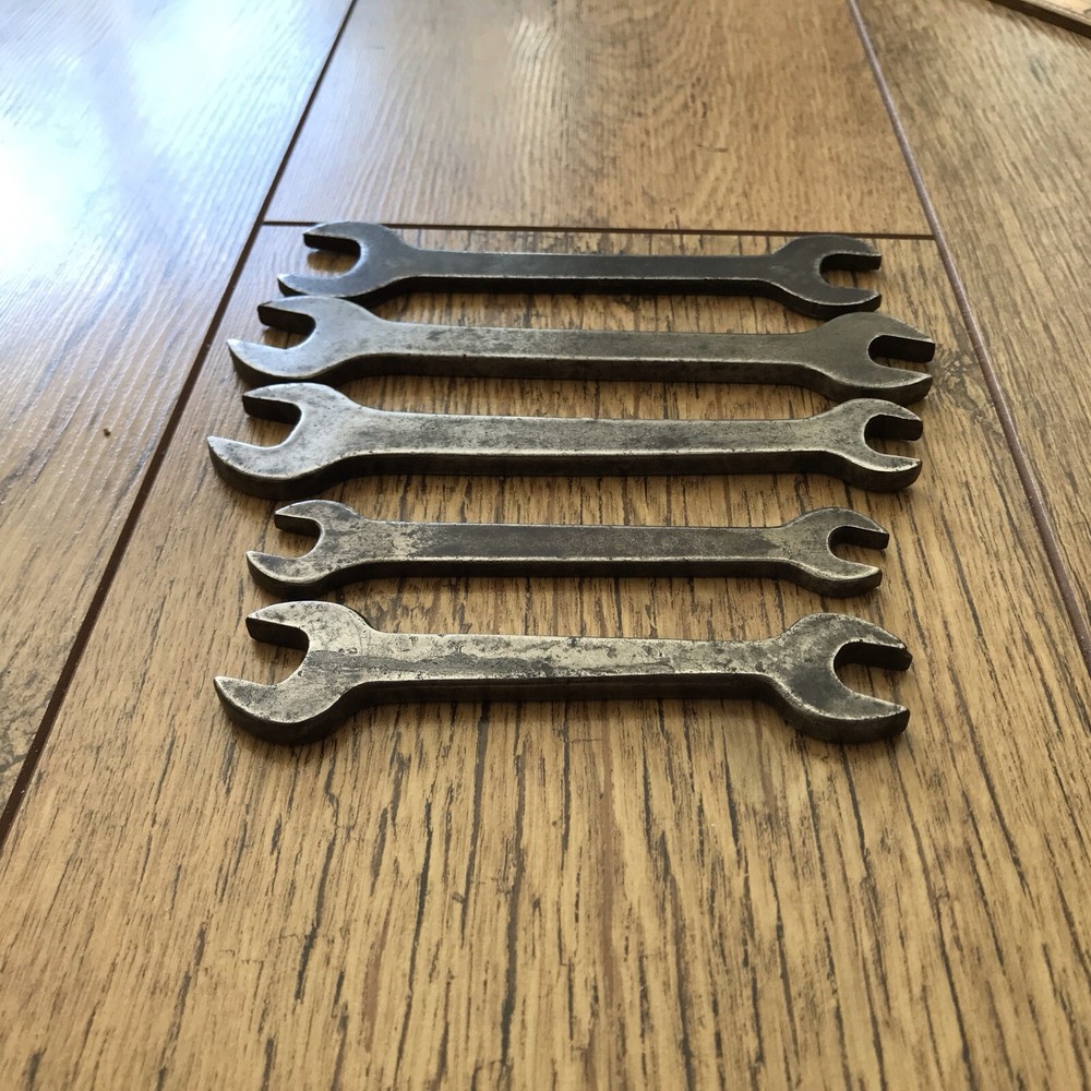 5 Vintage Flat Plate Classic Car Tool Kit Spanner’s AF.