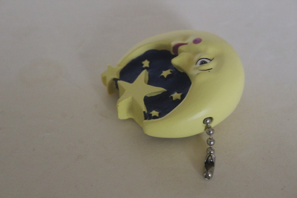 3D Ceramic Happy Moon Fan Light Pull