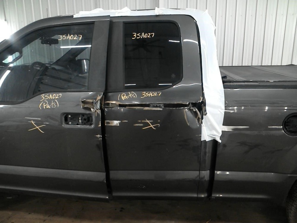 F150 2016 High Mounted Stop Light 104960630