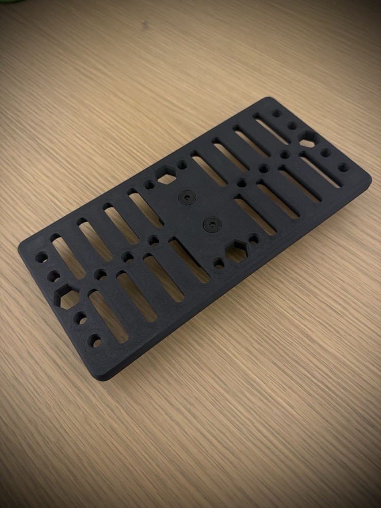TAC TABLE (ARCA)