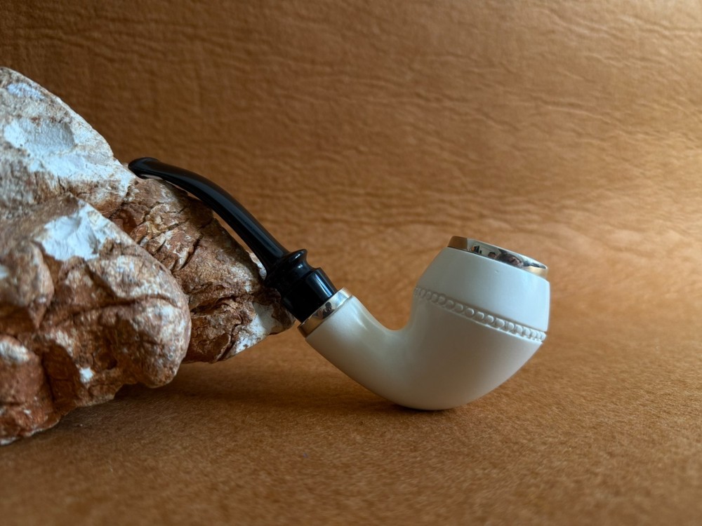 Meerschaum Pipe Reverse Calabash Custom Rhodesian Shape with Fitted Case