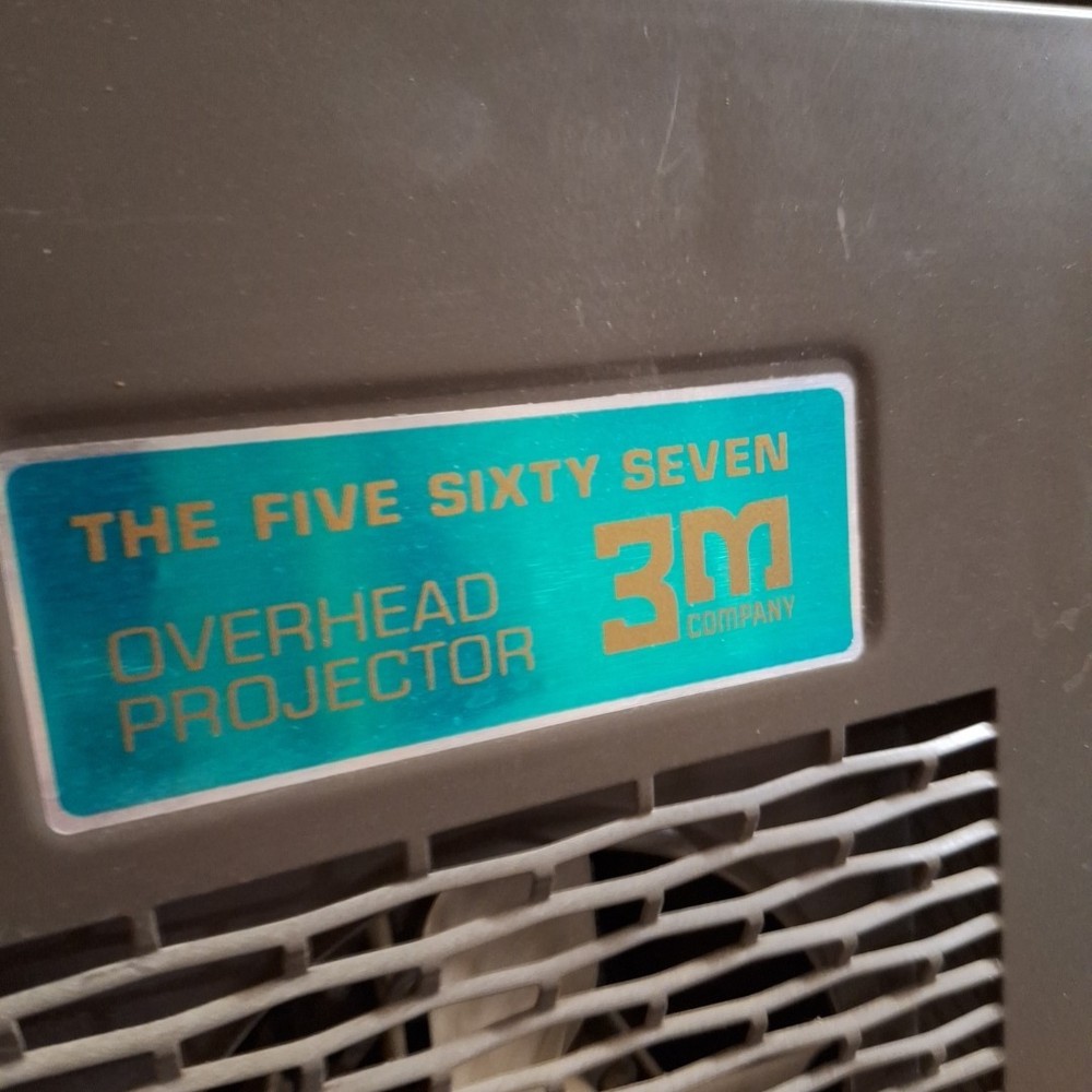 Vintage 3M 567 Overhead Transparency Projector Works Great
