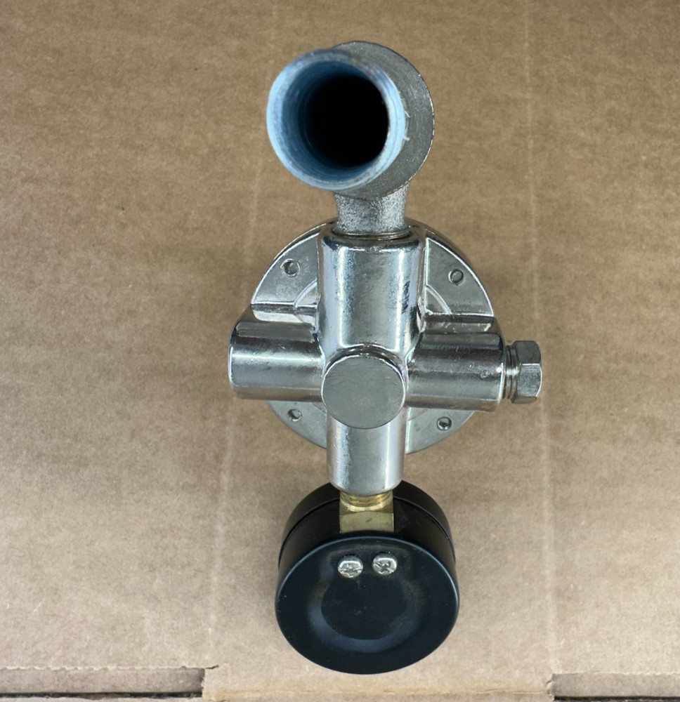 AIR PRESSURE REGULATOR WITH GAUGE