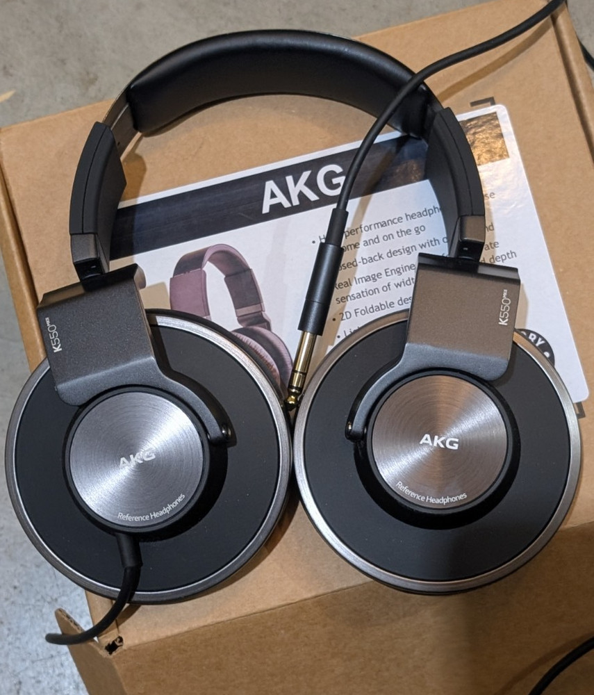AKG reference Headphone K550 MKII
